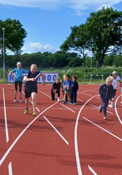 Børnestafet på Korsør atletik og motions bane