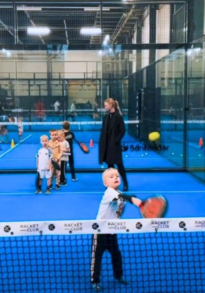 Børn til padeltræning